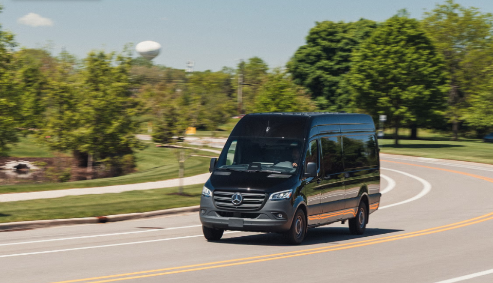 Mercedes Benz 2500 eSprinter Cargo Van 170″ HO, 2025