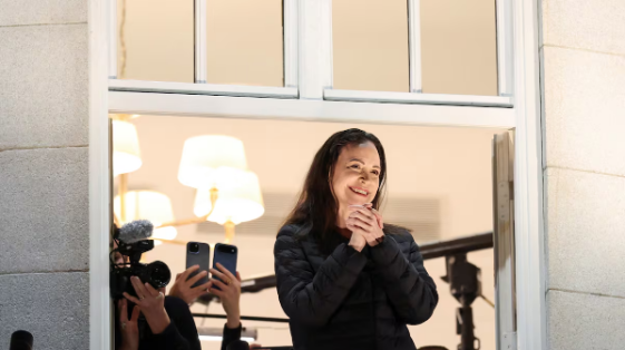 La opositora venezolana desafía al régimen de Maduro con su llegada a la capital de Noruega tras recibir el Nobel de la Paz