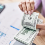 Enviar dinero a Latinoamérica desde EE.UU.: cómo pagar menos comisiones