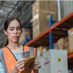 Este es el ingreso real que necesitas en 2026 para vivir sin deudas en EE.UU.