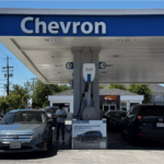 Gobierno de California pide a la población evitar estaciones de Chevron por alto precio de gasolina