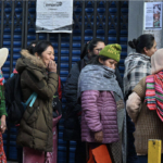Bolivia libera el precio del dólar en medio de una grave crisis