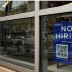 Las ofertas de empleo en EEUU alcanzan en abril su nivel más alto en casi dos años