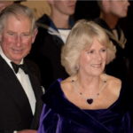 Carlos III y Camila reciben al príncipe Enrique, su esposa Meghan y sus dos hijos