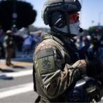Indignación por la falta de cámaras corporales en agentes tras tiroteo fatal del ICE en Houston