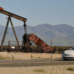 Hasta 80,4 dólares el barril: Petróleo de Texas sube tras nuevos ataques de EEUU e Irán