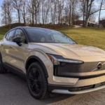 Volvo EX30 Cross Country Twin Motor Performance Ultra, 2026