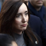 Vicepresidenta argentina llama ‘piratas’ a Inglaterra previo a semifinal
