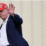 Encuesta: 63% de estadounidenses cree que Trump se ha beneficiado indebidamente