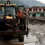 Unos 85 estadounidenses permanecen desaparecidos tras deslaves en Nepal