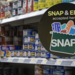 Más de 4 millones de personas pierden la ayuda alimentaria de SNAP en EE.UU.