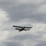 Avioneta se estrella en aguas poco profundas de Alaska y mueren sus cuatro ocupantes