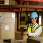 Empleos con hasta $97,550 al año: Sectores con más oportunidades laborales para trabajadores hispanos en 2026