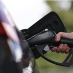El petróleo mundial alcanza los US$ 107 por barril y se disparan los rendimientos de los bonos
