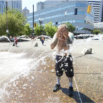 El calor extremo rompe récords en varios estados y continuará durante el fin de semana