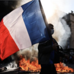 Crisis en Francia: Macron dará un discurso esta noche y Trump pide que cierre sus fronteras