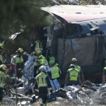 Sube a 64 el número de fallecidos por choque de trenes en España: Cifra seguiría aumentando
